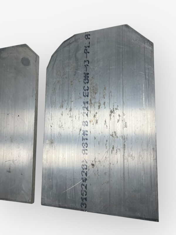 1-2in-x-16in-x-10in-6061-aluminum-sheet-plate-set-of-2-for-marine-applications-brandon-y-20250211-153731-693163