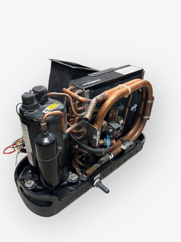 dometic-marine-air-conditioner-dtg12-r410a-refrigerant-12000-btu-50-60hz-brandon-y-20250204-125202-989040