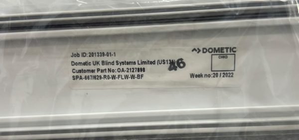 dometic-skyscreen-w-shade-boston-whaler-345-conquest-deck-screen-2014-new-brandon-y-20250226-092824-510809