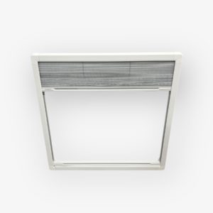 dometic-skyscreen-w-shade-boston-whaler-345-conquest-deck-screen-2014-new-brandon-y-20250226-092837-27093