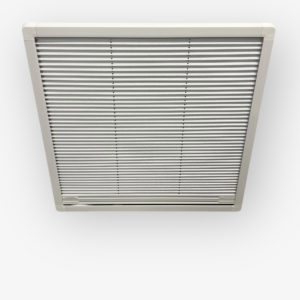 dometic-skyscreen-w-shade-boston-whaler-345-conquest-deck-screen-2014-new-brandon-y-20250226-092845-350552