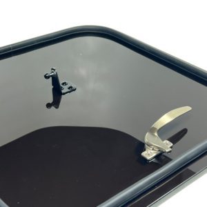 intrepid-8291034-port-aft-hatch-18-3-4in-x-18-3-4in-w-gas-spring-hatch-only-brandon-y-20250205-134301-772028