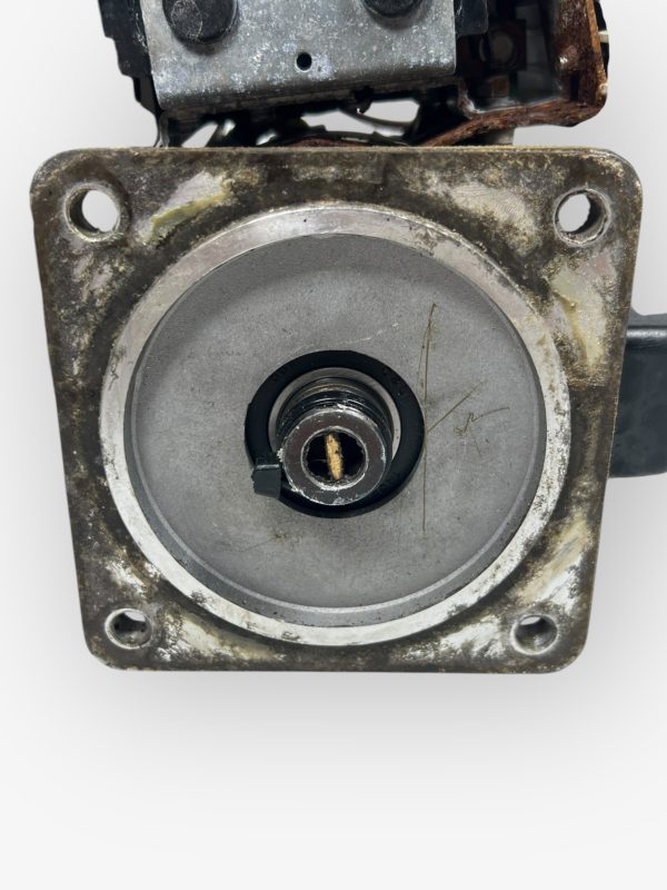 lewmar-551026-591481-140tt-bow-thruster-motor-assembly-12v-2-2kw-for-parts-brandon-y-20250220-095812-195653