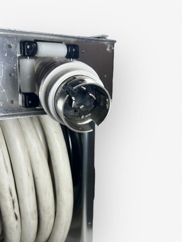 glendinning-crma50-24-64w-aluminum-cablemaster-crma50-24vdc-50ft-white-cable-brandon-y-20250320-161522-41986