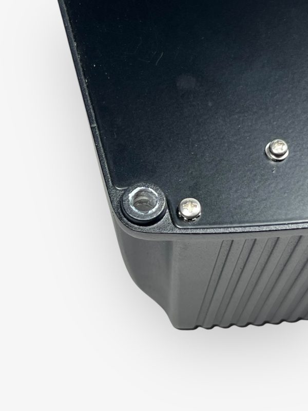 blue-sea-systems-7532-p12-battery-charger-12vdc-40-amp-3-bank-4-stage-new-brandon-y-20250409-140118-949191