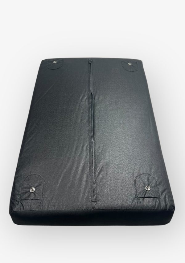 cooler-cushion-w-snap-buttons-25-3-4in-x-17-1-4in-black-w-brown-top-new-brandon-y-20250403-164036-100143