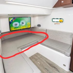 everglades-boats-2020-395cc-interior-cabin-bottom-center-cushion-new-oem-brandon-y-20250423-090741-26365
