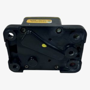 eaton-buss-mrcb-187070f-03-1-marine-circuit-breaker-70a-48v-cosmetic-wear-felix-ommo33069-20250515-124858-802980