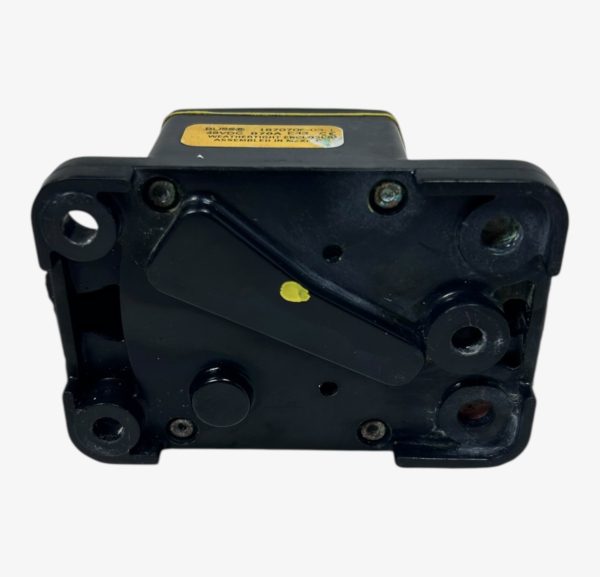 eaton-buss-mrcb-187070f-03-1-marine-circuit-breaker-70a-48v-cosmetic-wear-felix-ommo33069-20250515-124858-802980