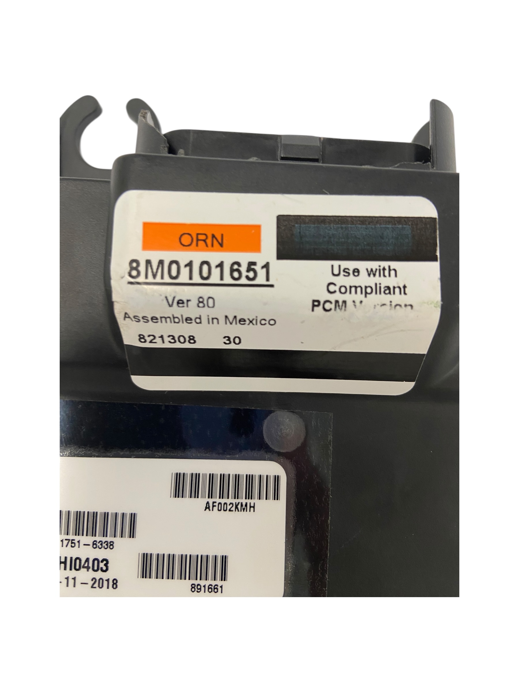 mercury-8m0101651-command-module-version-80-chipped-rubby-pueyo-20260407-092556-366189
