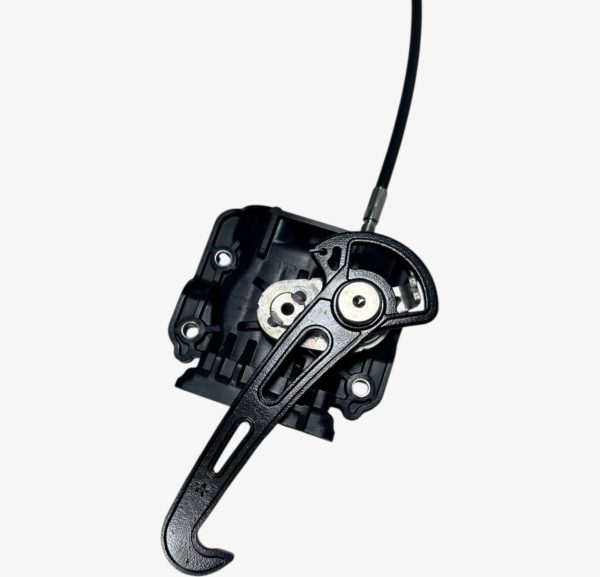 mercury-8m01822-marine-engine-cowling-latch-assembly-felix-ommo33069-20250502-084843-61223