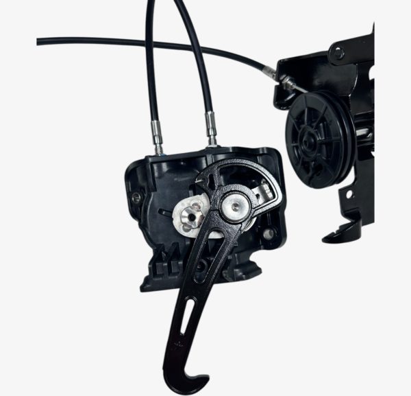 mercury-8m01822-marine-engine-cowling-latch-assembly-felix-ommo33069-20250502-084847-965663