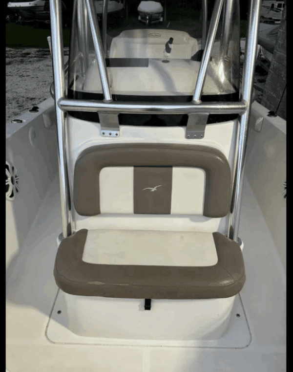 pro-line-boats-23-sport-cc-console-cushion-bottom-38-1-2in-x-17in-new-oem-brandon-y-20250506-153029-236441