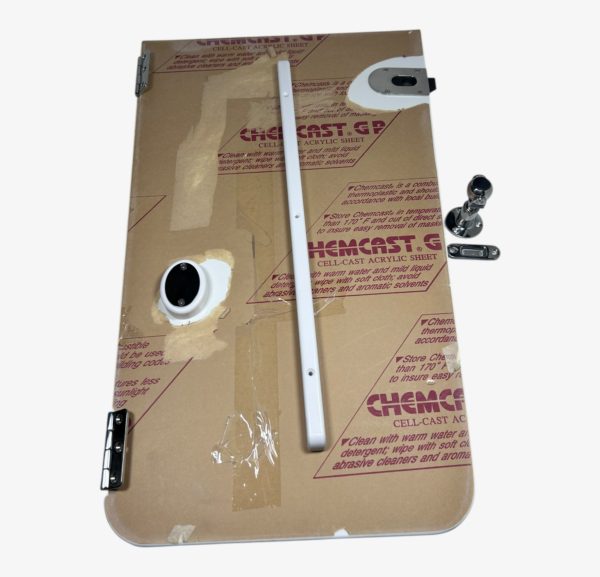 pro-line-white-transom-door-with-magnetic-holder-for-29-express-boats-felix-ommo33069-20250515-162843-839657
