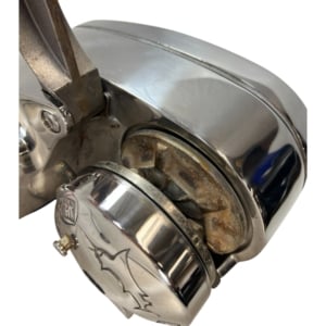 lewmar-700-pro-series-horizontal-windlass-12v-for-parts-brandon-y-20260413-084307-653244