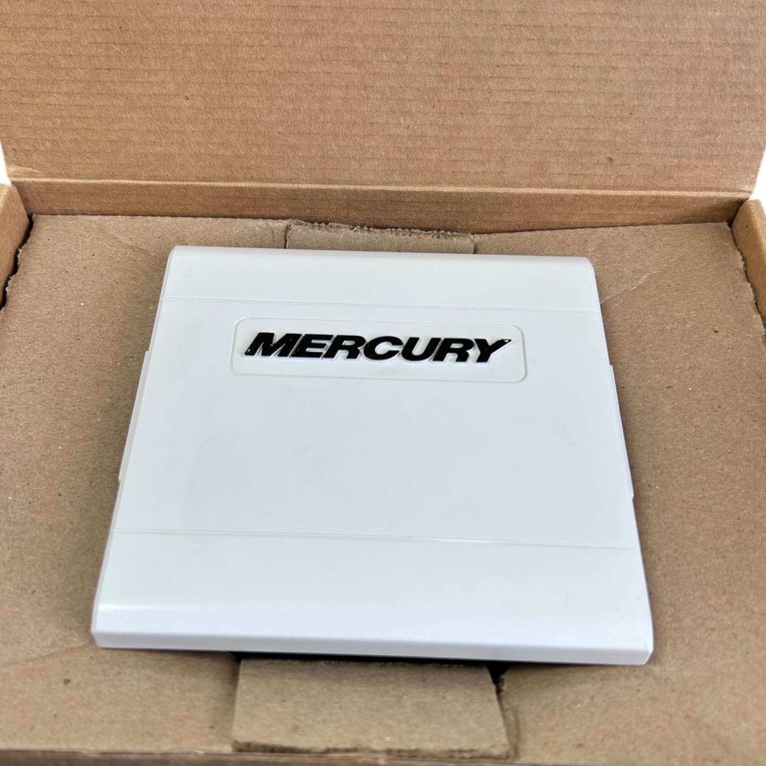 mercury-8m6005028-vessel-view-403-display-w-sun-cover-oem-felix-ommo33069-20251125-134215-858756