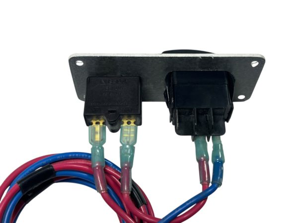baitwell-fill-switch-panel-4-3-8in-x-1-7-8in-white-new-brandon-y-20250718-140610-308856