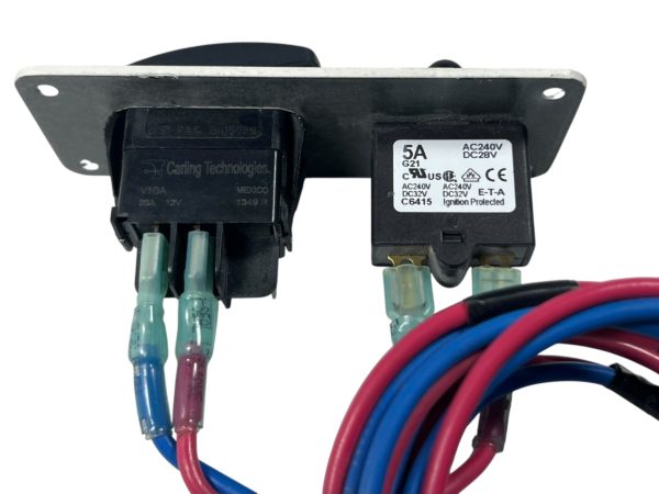 baitwell-fill-switch-panel-4-3-8in-x-1-7-8in-white-new-brandon-y-20250718-140616-237645
