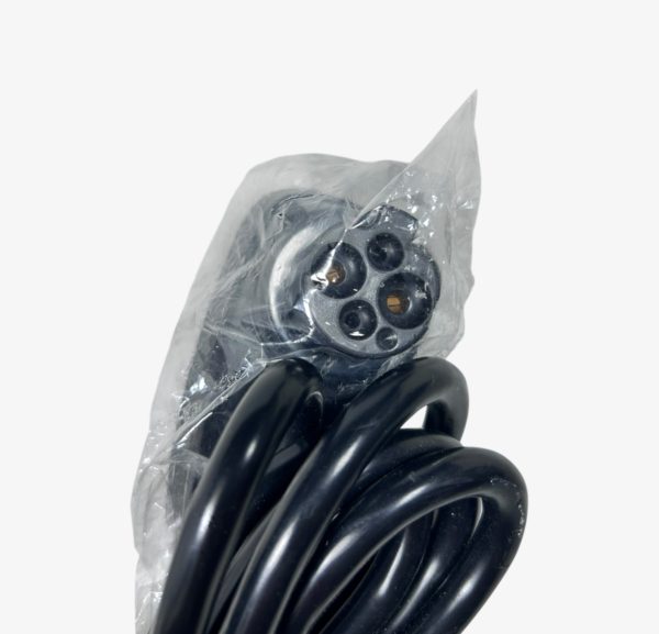 cayago-marine-seabob-f5-s-sr-charger-240v-european-plug-felix-ommo33069-20250729-132145-561180