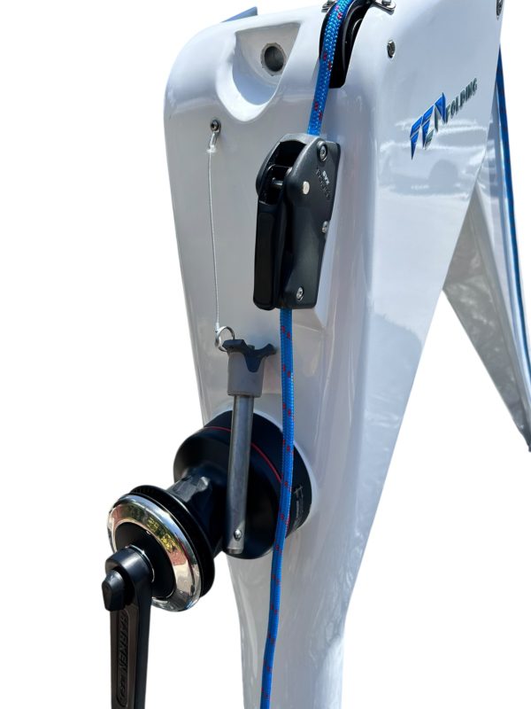 femstrutture-2500-series-davits-carbon-fiber-folding-deck-crane-w-harken-35-felix-ommo33069-20250730-142541-385796