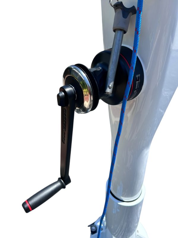 femstrutture-2500-series-davits-carbon-fiber-folding-deck-crane-w-harken-35-felix-ommo33069-20250730-142550-725737
