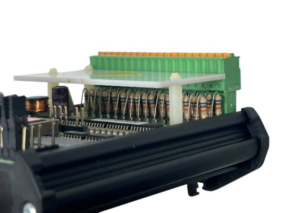 onyx-marine-automation-om-170b-digital-i-o-module-16-di-230-vac-new-oem-brandon-y-20250702-125528-826715