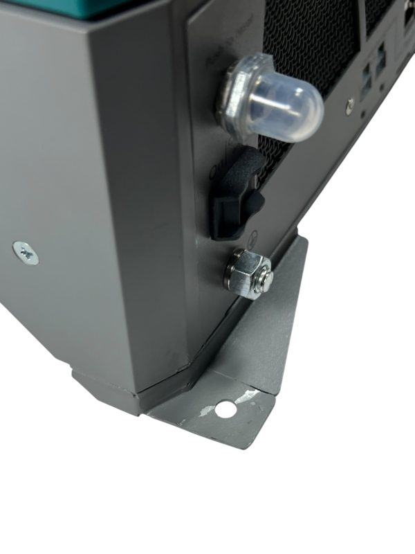 mastervolt-combimaster-35523500-inverter-charger-24v-3500w-100a-120v-damages-brandon-y-20250815-083323-652792