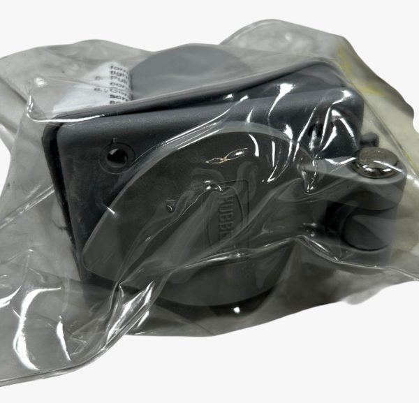 hubbell-hbl61cm64-weather-proof-panel-mount-inlet-15a-125v-felix-ommo33069-20250909-082015-955380