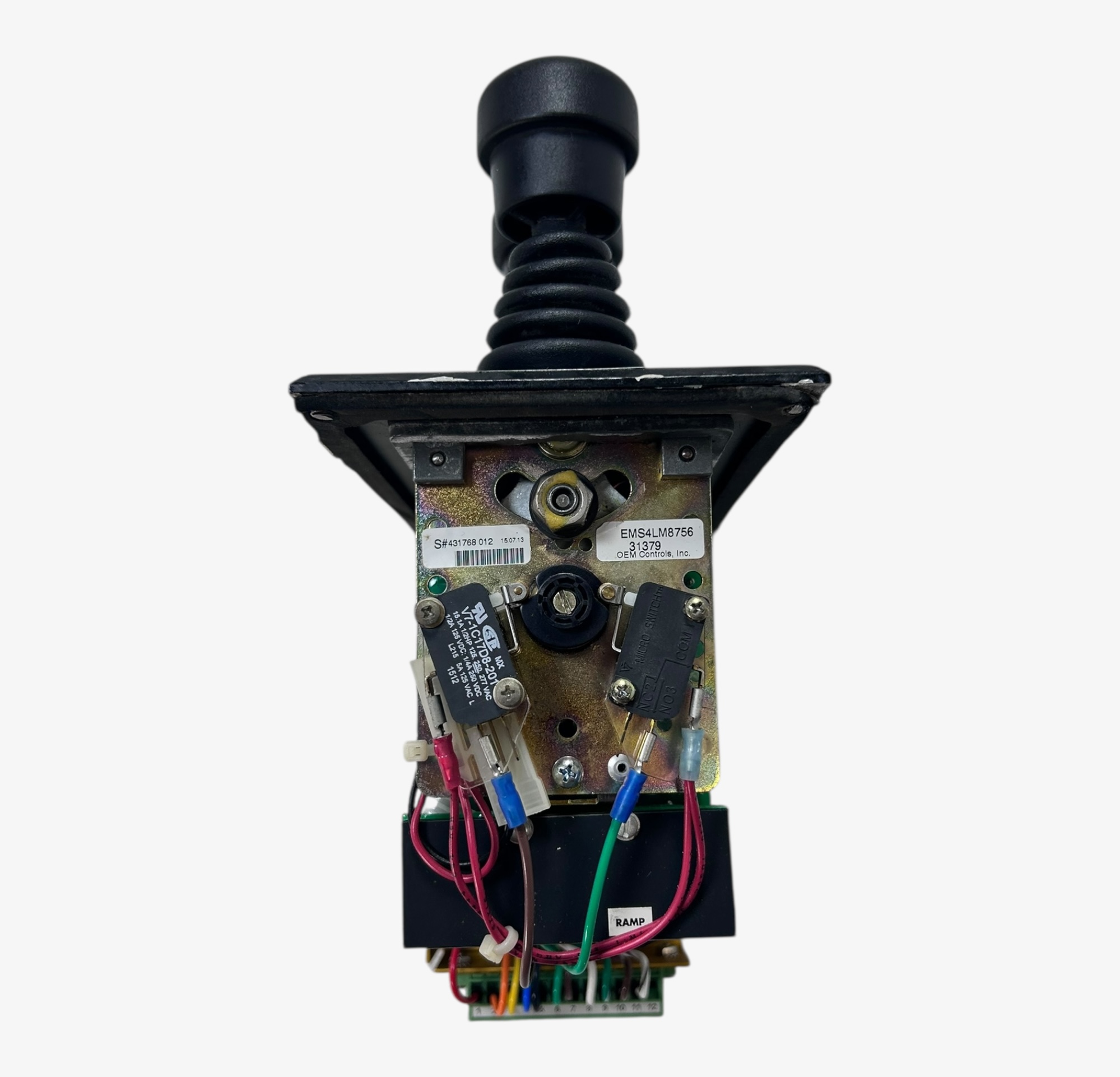 abt-trac-27563-double-joystick-thruster-control-station-cosmetic-wear-copy-felix-ommo33069-20251022-084130-947572