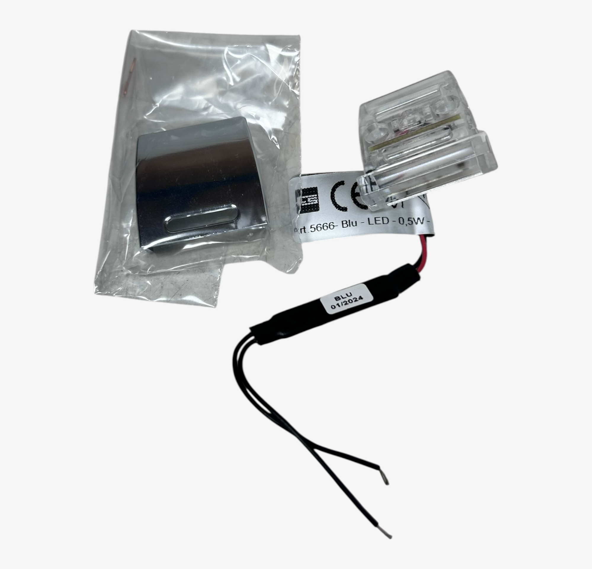 foresti-suardi-5666-chrome-blue-led-courtesy-light-0-5w-10-30v-felix-ommo33069-20251008-135857-821120