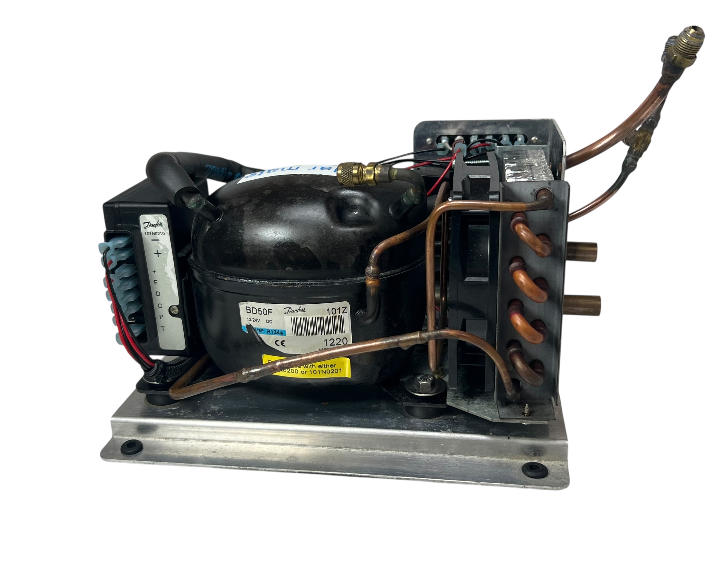 grunert-pmeaw08-12vdc-marine-refrigeration-dc-condenser-arctic-series-r134a-brandon-y-20251003-112356-760523
