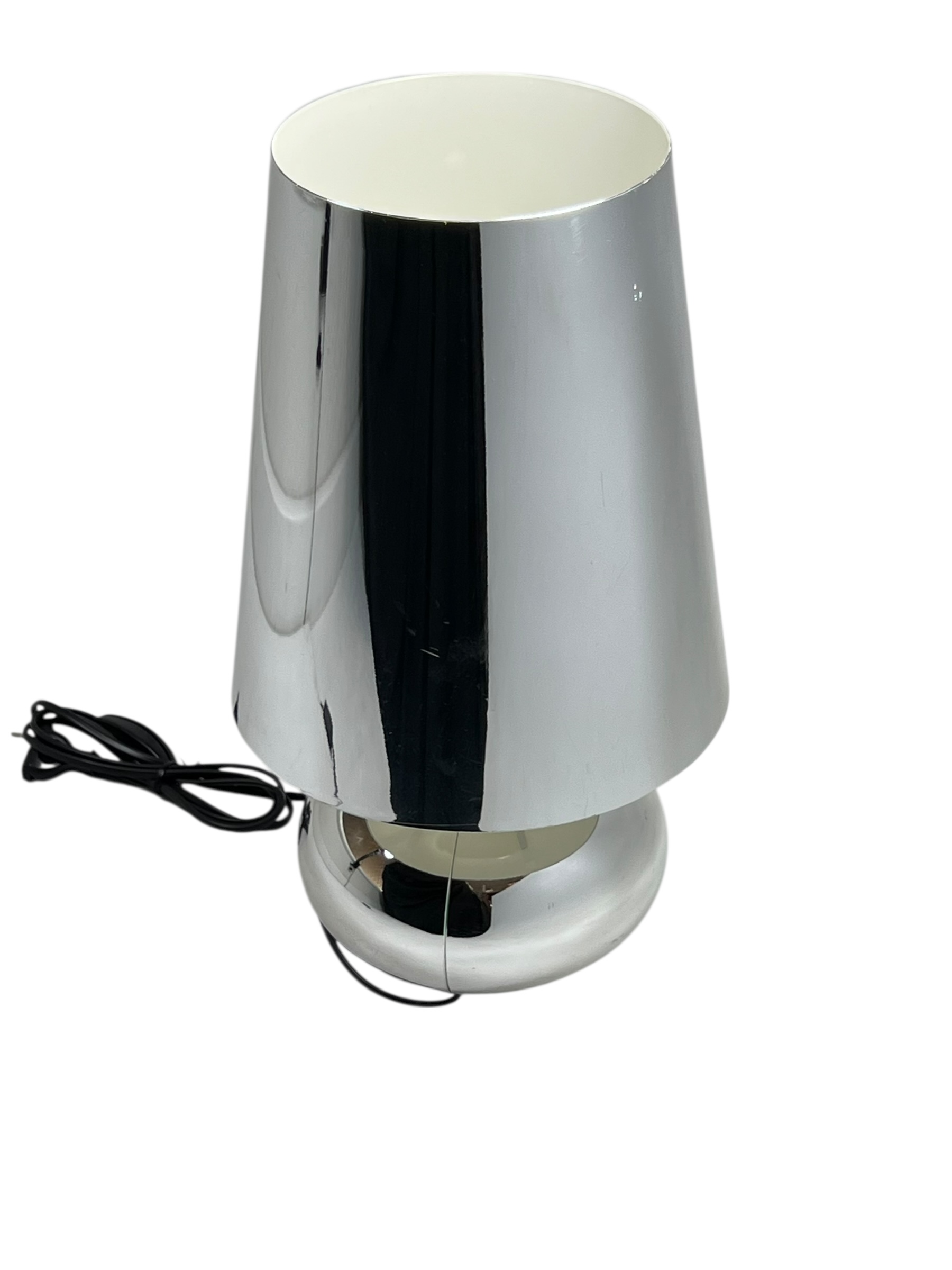 kartell-cindy-table-lamp-platinum-european-plug-cosmetic-blemishes-oem-brandon-y-20251009-143207-900919