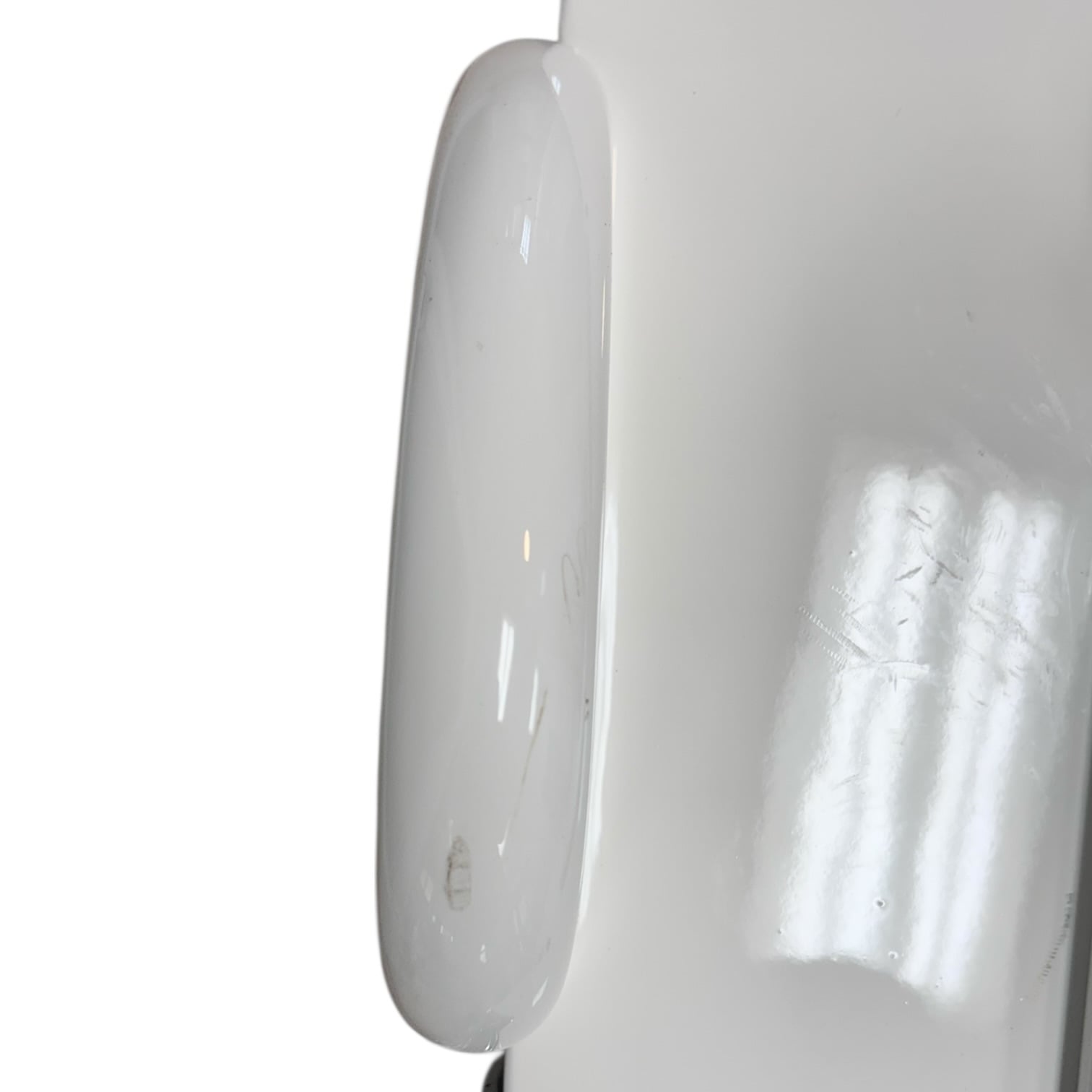 murray-boats-white-ladderback-helm-chair-w-white-cushions-minor-yellowing-felix-ommo33069-20260130-104136-703926