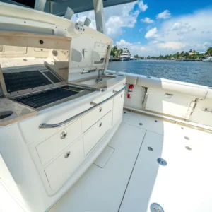 boston-whaler-380-outrage-2022-stbd-aft-bolster-cushion-44-1-2in-x-6-5-8in-new-brandon-y-20251105-092746-846772