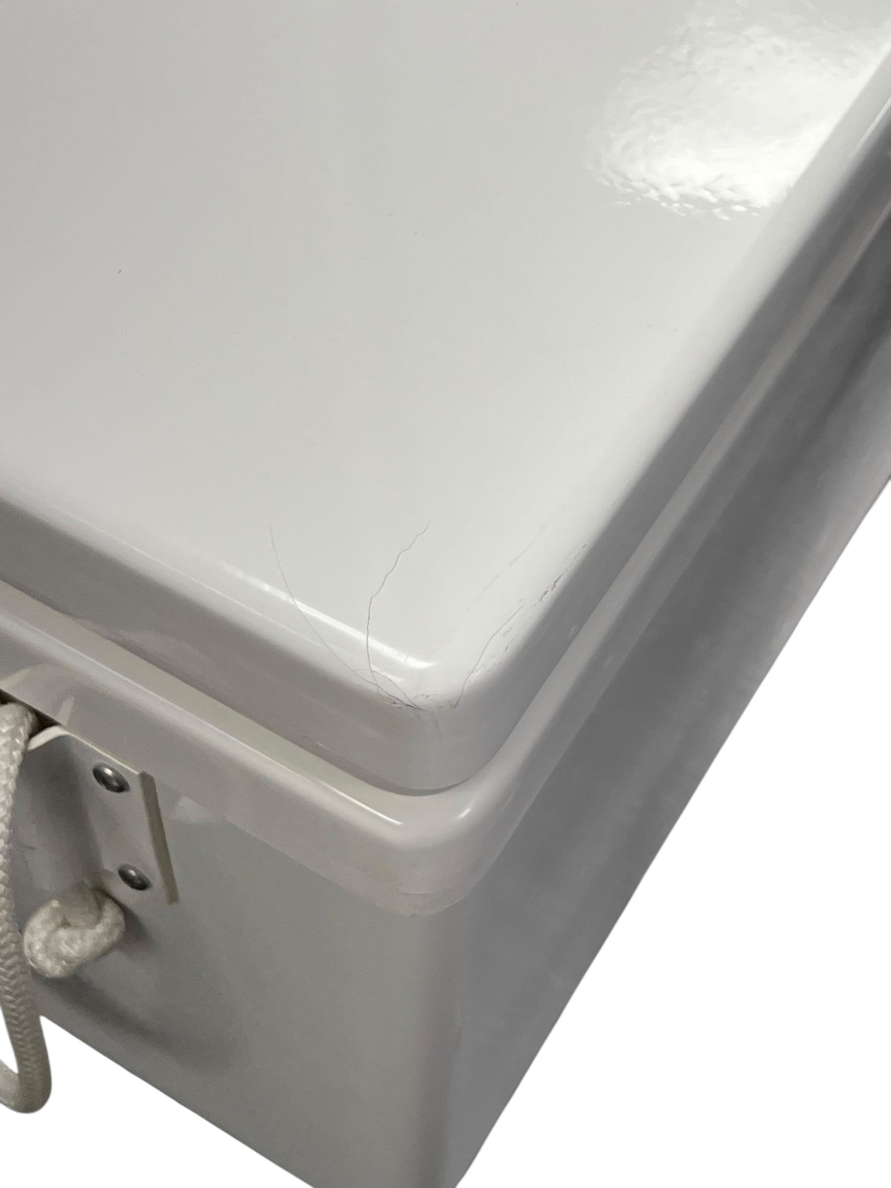 frigid-rigid-cooler-ice-chest-l-24in-x-w-15in-x-h-15in-new-minor-cracking-brandon-y-20251124-152150-944480