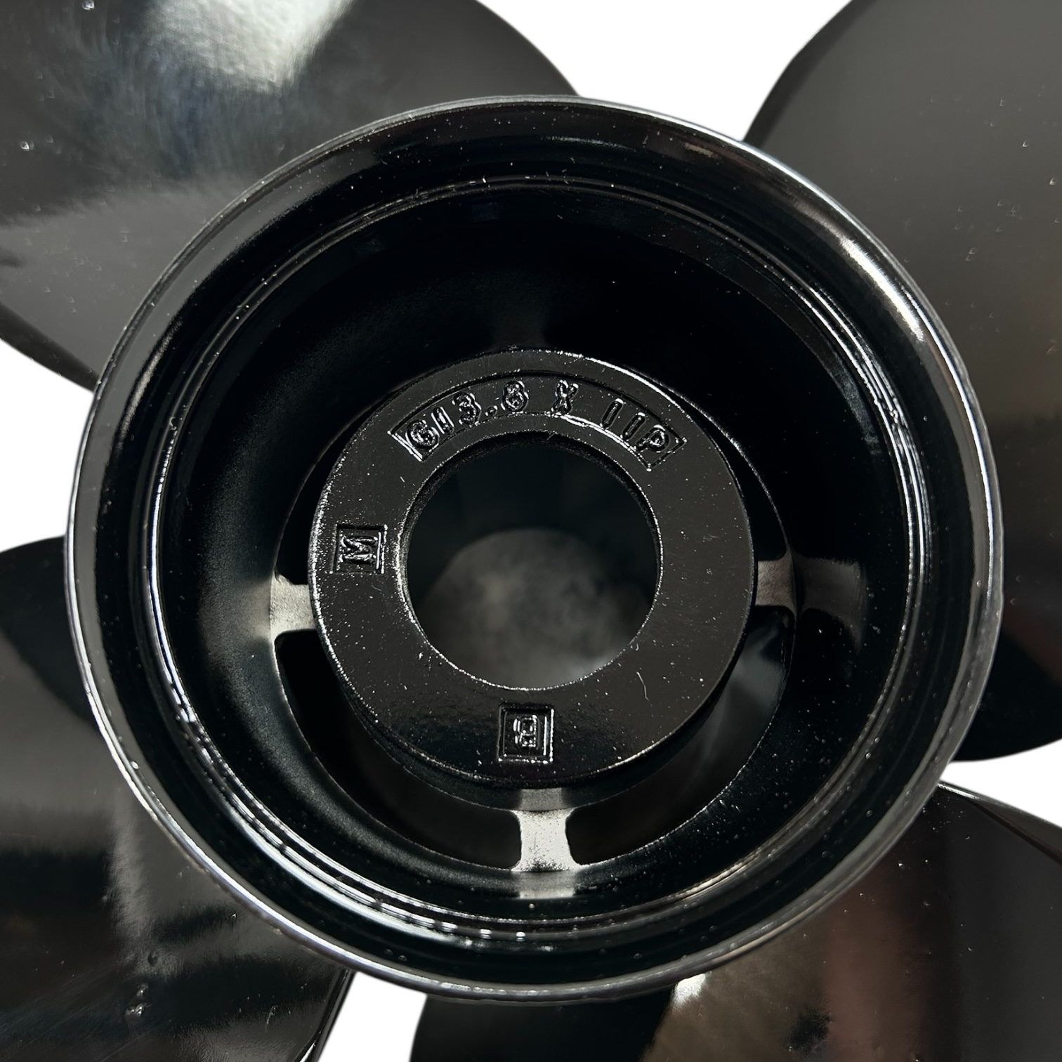 mercury-4-x-13-8-x-11p-spitfire-aluminum-black-propeller-48-8m8026560-rh-felix-ommo33069-20251120-141128-729502