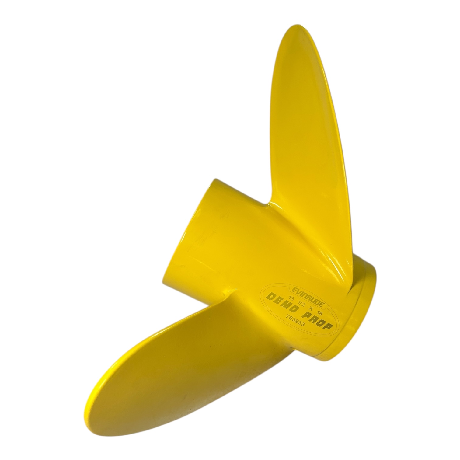 evinrude-johnson-3-x-13-1-2-x-18p-yellow-demo-propeller-763953-rh-felix-ommo33069-20251218-122532-212379