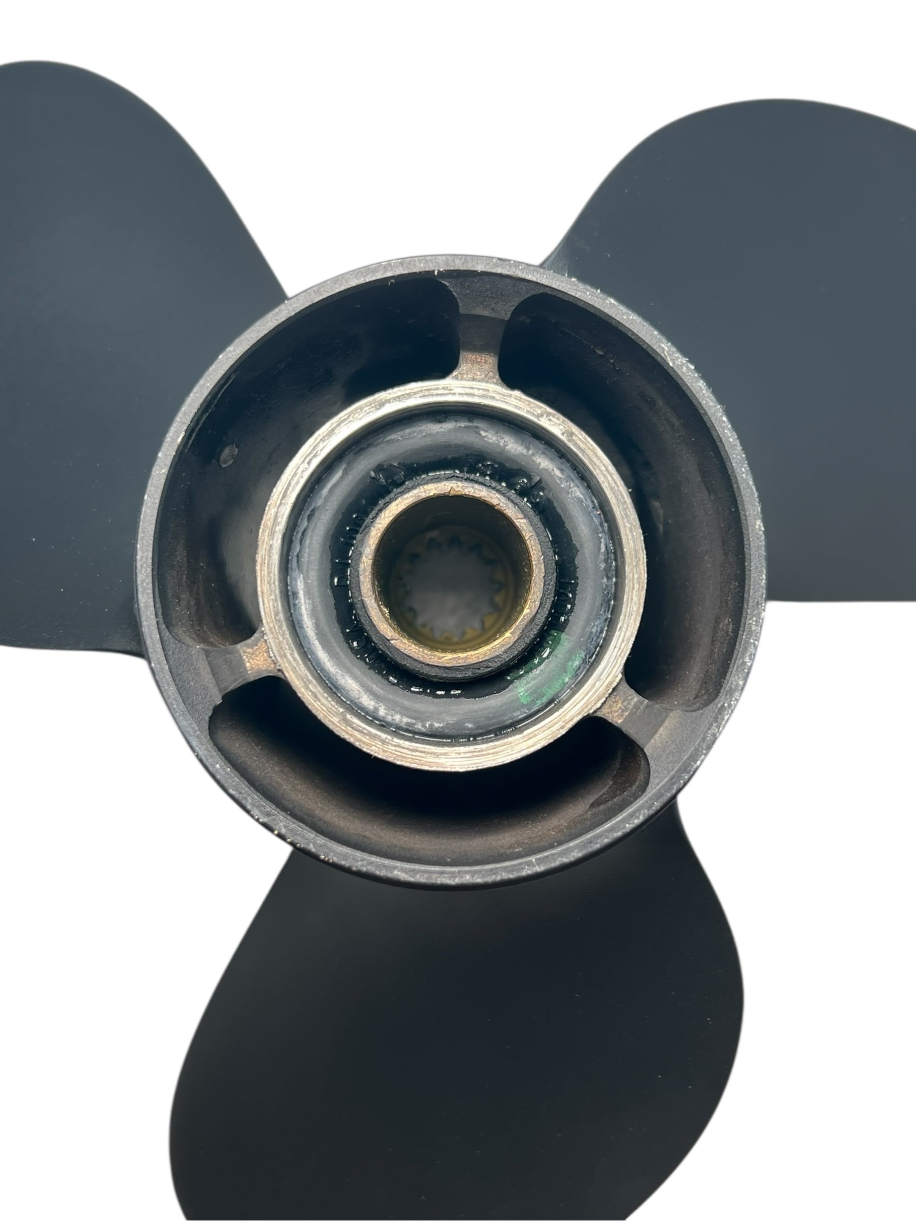 omc-evinrude-johnson-3-x-13-3-4-x-15-rh-black-ss-propeller-389949-new-oem-brandon-y-20251230-125934-399033