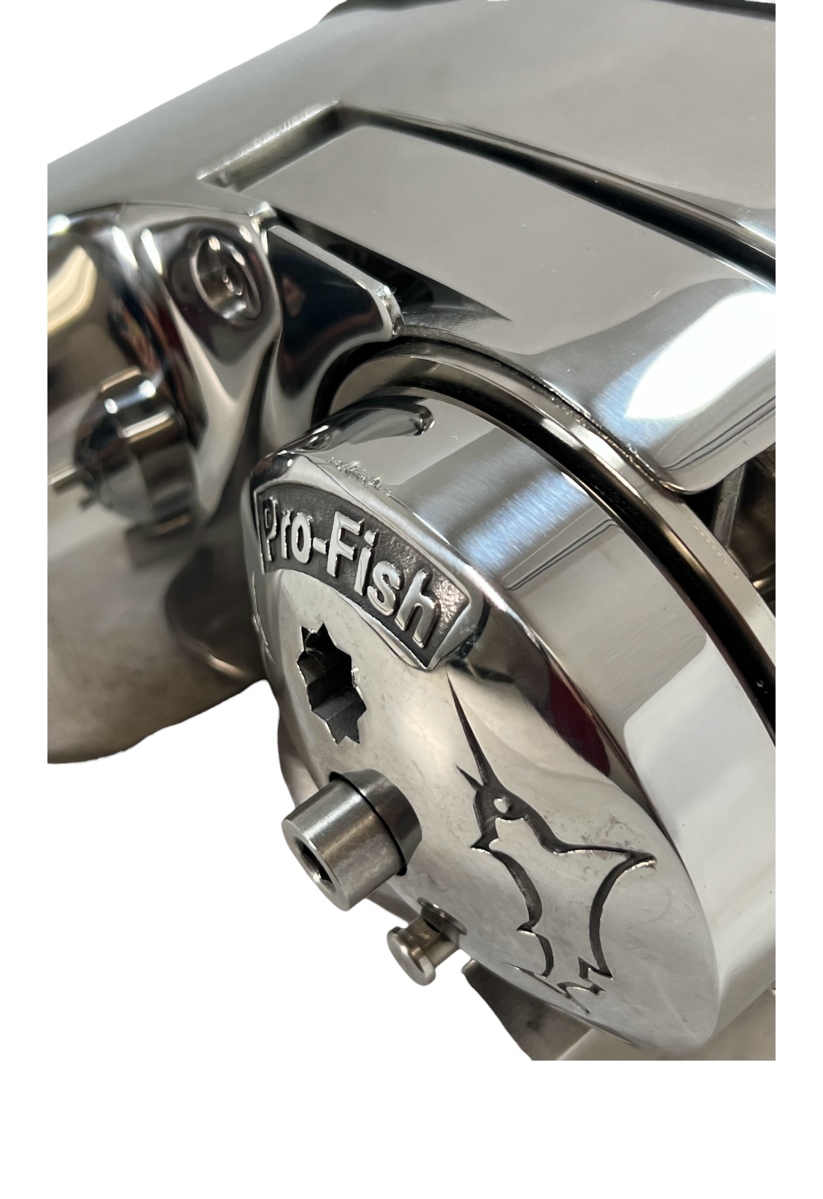 lewmar-pro-fish-1000-horizontal-windlass-1000-lbs-pull-12v-5-16-iso-gypsy-new-brandon-y-20260326-125031-405046
