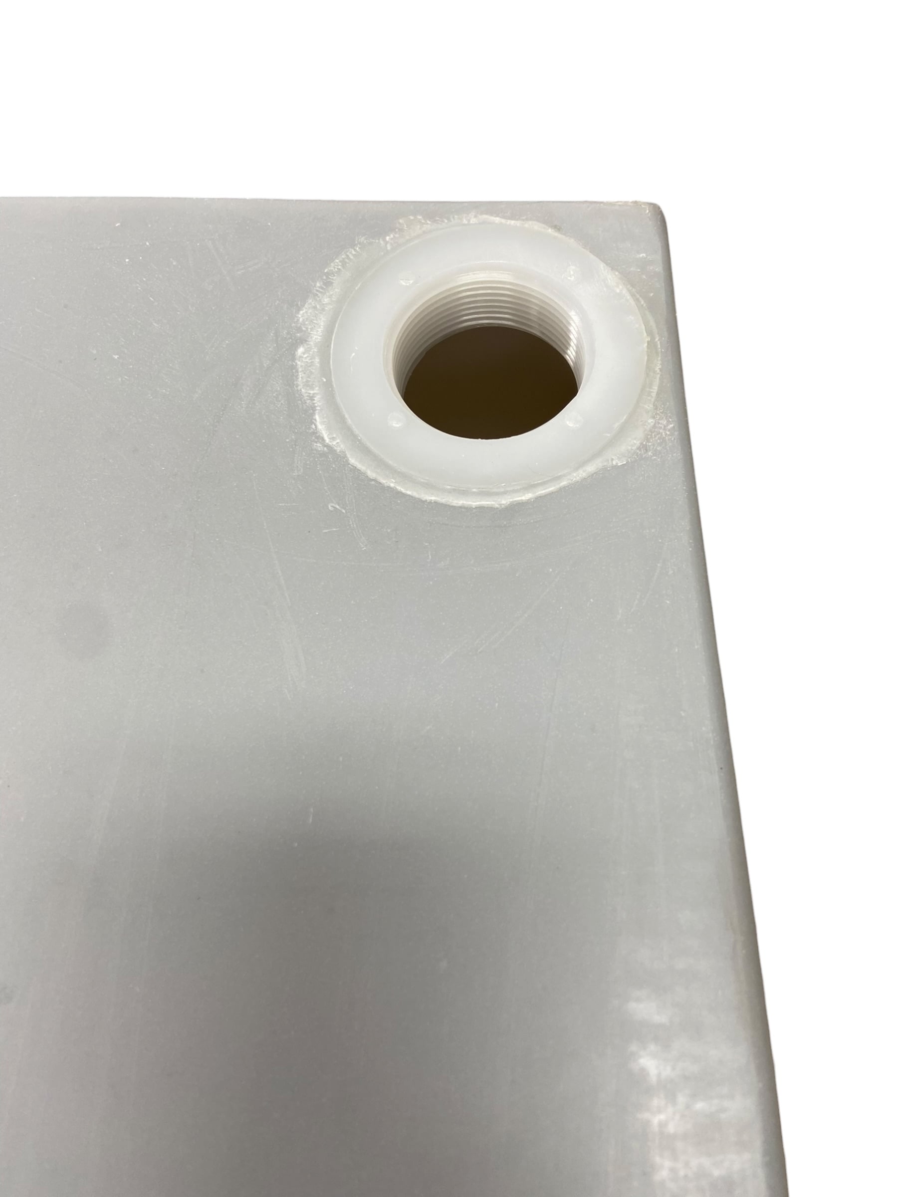 todd-18-gal-heavy-duty-tank-3-8-wall-11-1-2-x-14-1-2-x-28-1-4-polyethylene-rubby-pueyo-20260327-160017-998244