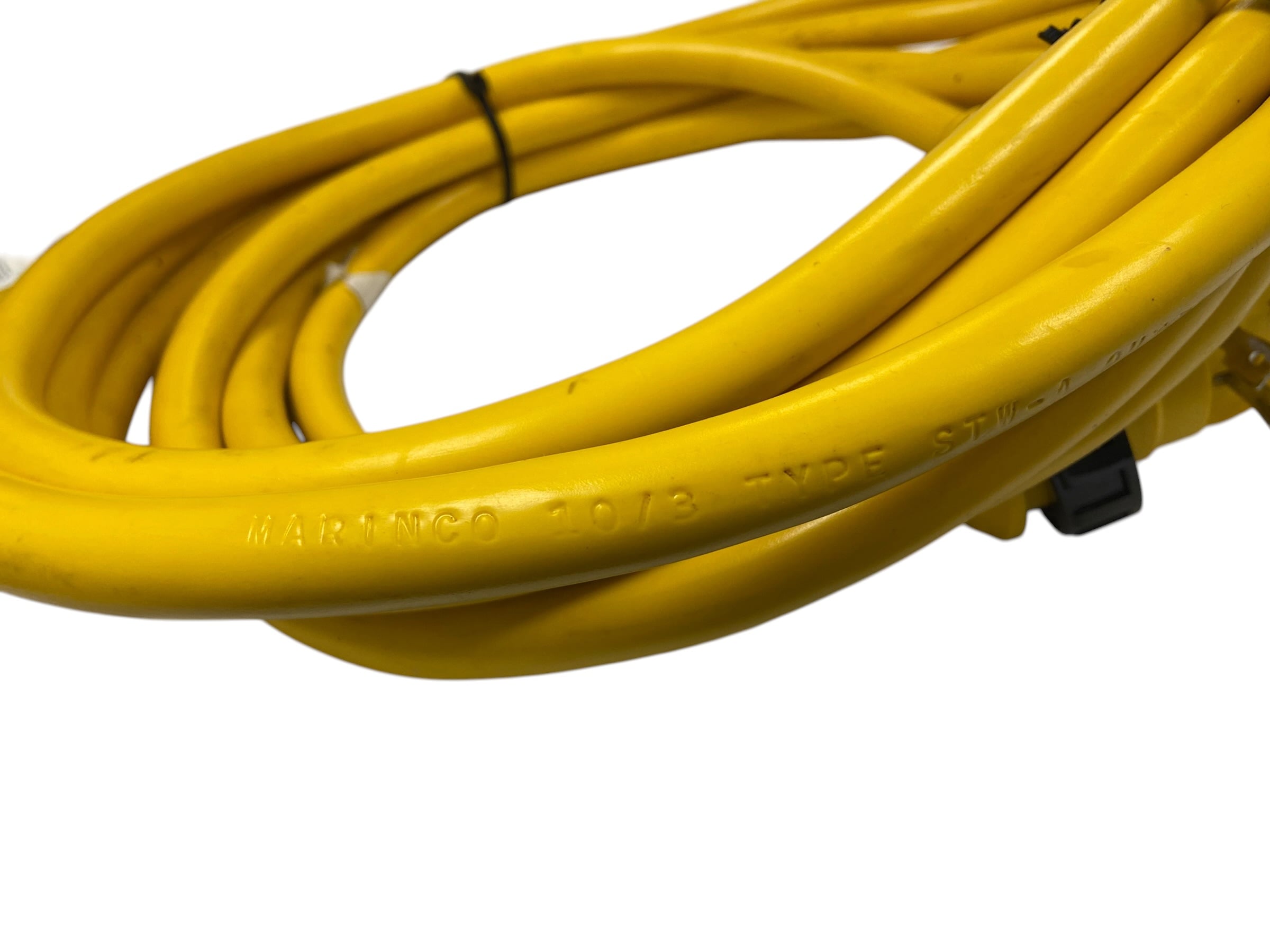 marinco-marine-shore-power-30a-125v-10-awg-3-25-blemished-rubby-pueyo-20260406-100536-368218