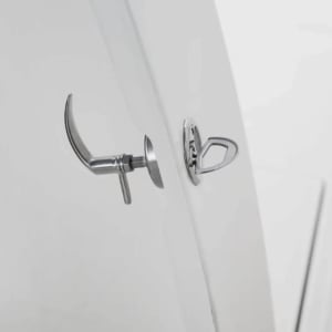 marine-town-0407843-face-2-9-16-locking-privacy-door-compression-latch-w-key-rubby-pueyo-20260406-113620-257851