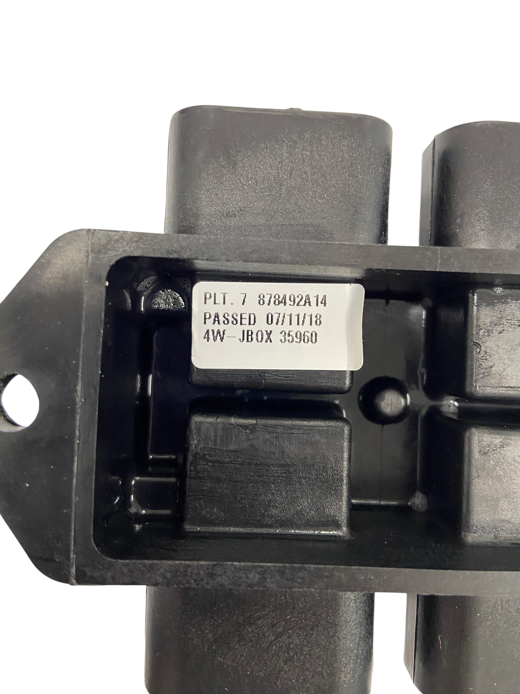 mercury-878492k14-4-port-junction-box-smartcraft-missing-caps-new-oem-rubby-pueyo-20260428-171640-363773