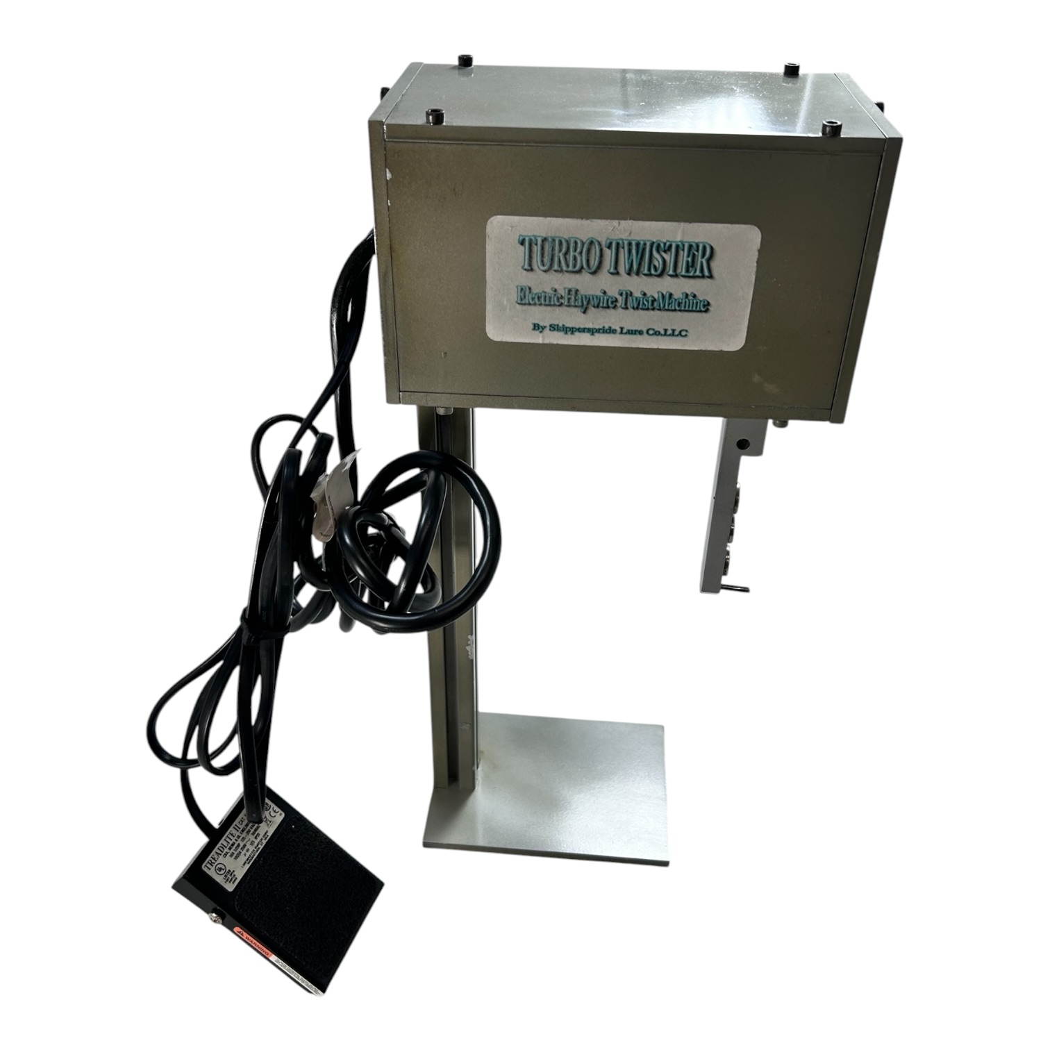skipperspride-lure-co-turbo-twister-automatic-electric-haywire-twist-machine-felix-ommo33069-20260424-143137-413554