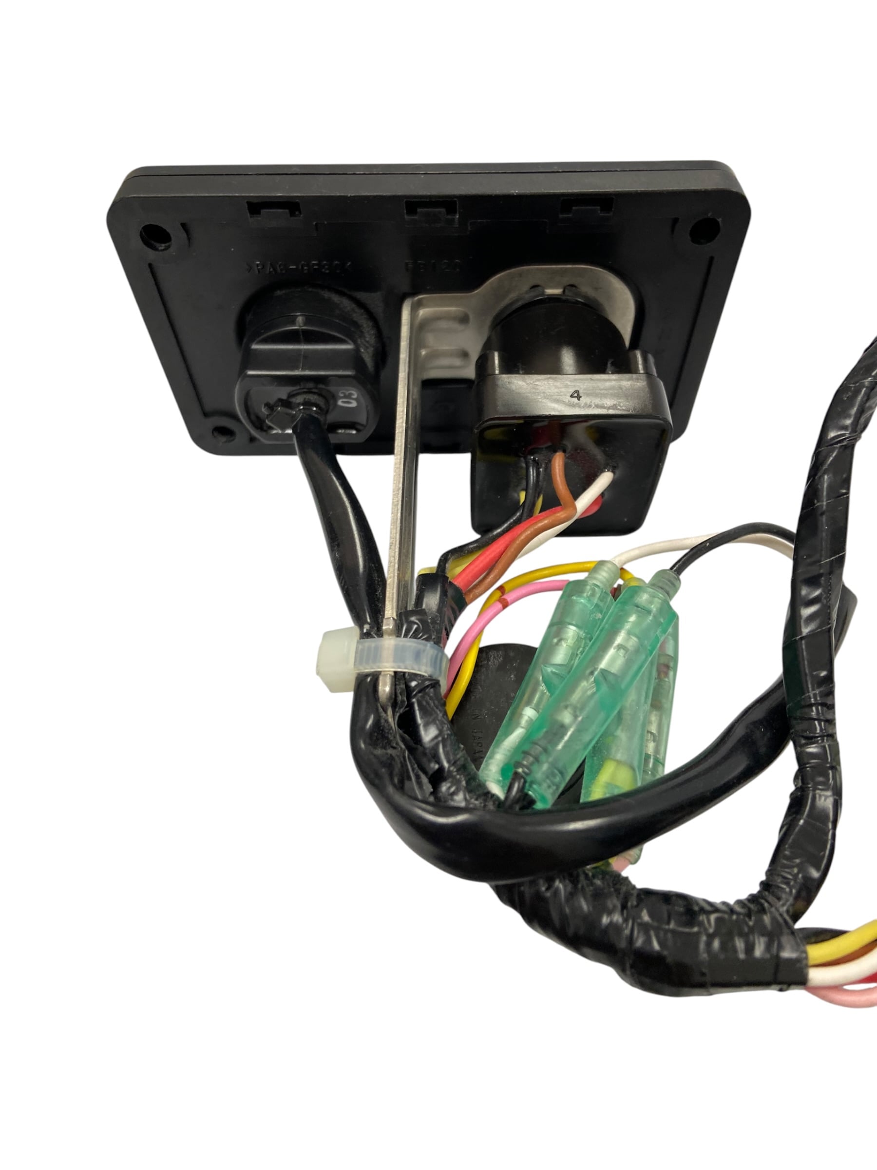 yamaha-6x6-82570-33-single-engine-command-link-plus-main-switch-key-panel-1-key-rubby-pueyo-20260424-170645-985401