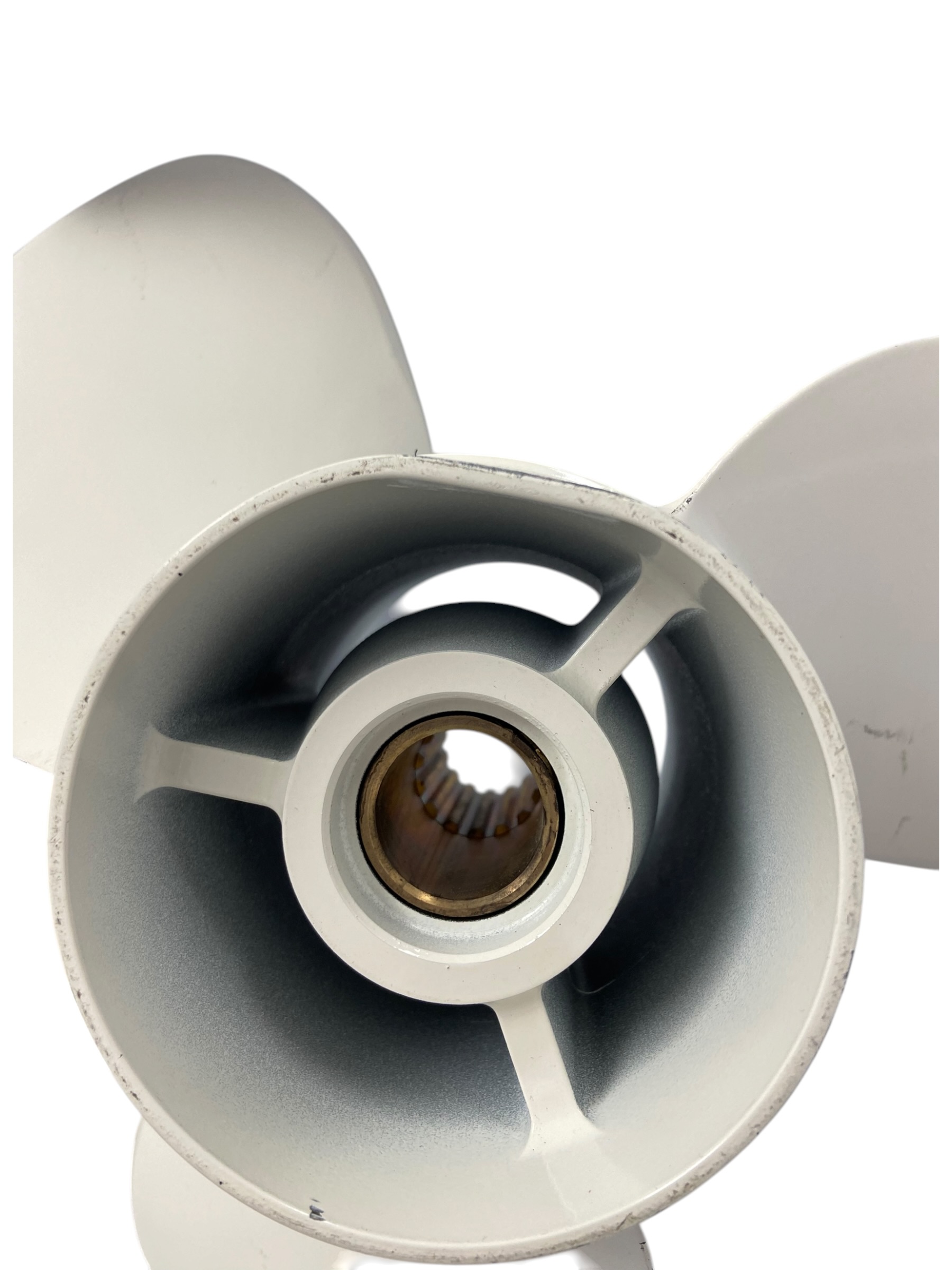 yamaha-marine-3-blades-13-1-8-x-17-k-aluminum-propeller-minor-indent-oem-rubby-pueyo-20260408-134650-15397