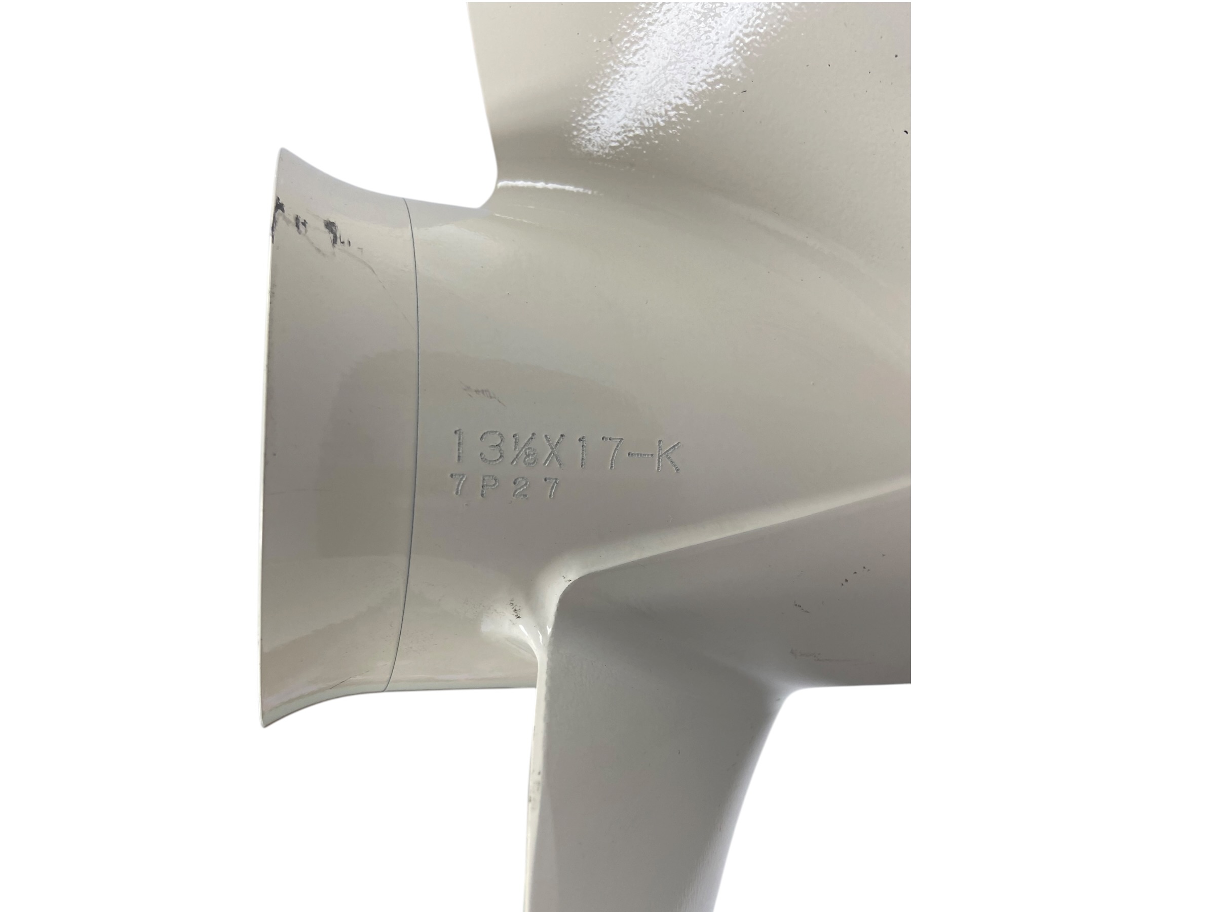yamaha-marine-3-blades-13-1-8-x-17-k-aluminum-propeller-minor-indent-oem-rubby-pueyo-20260408-134718-65239
