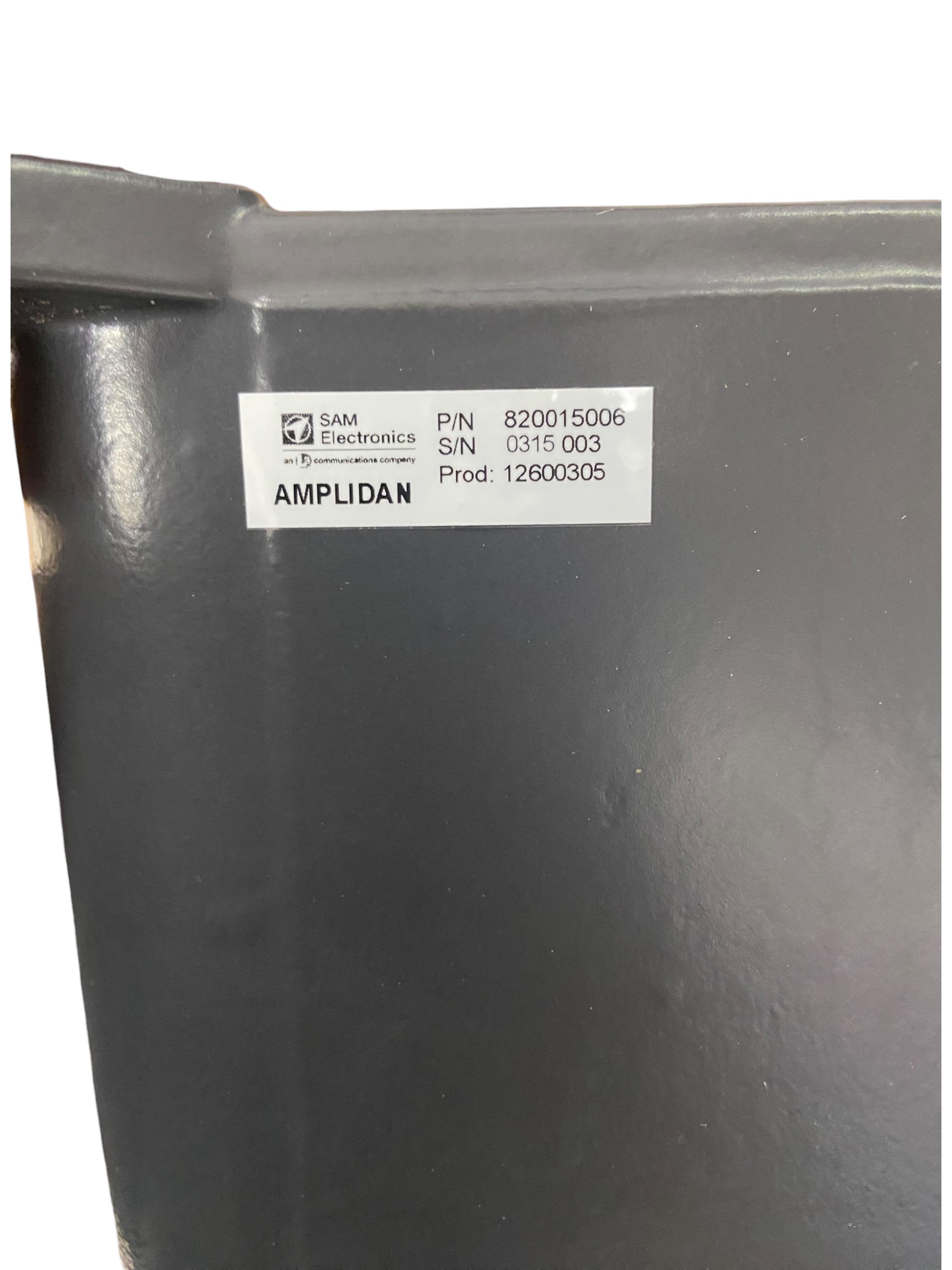 amplidan-sam-electronics-820015006-marine-intercom-enclosure-substation-new-rubby-pueyo-20260529-090800-766943