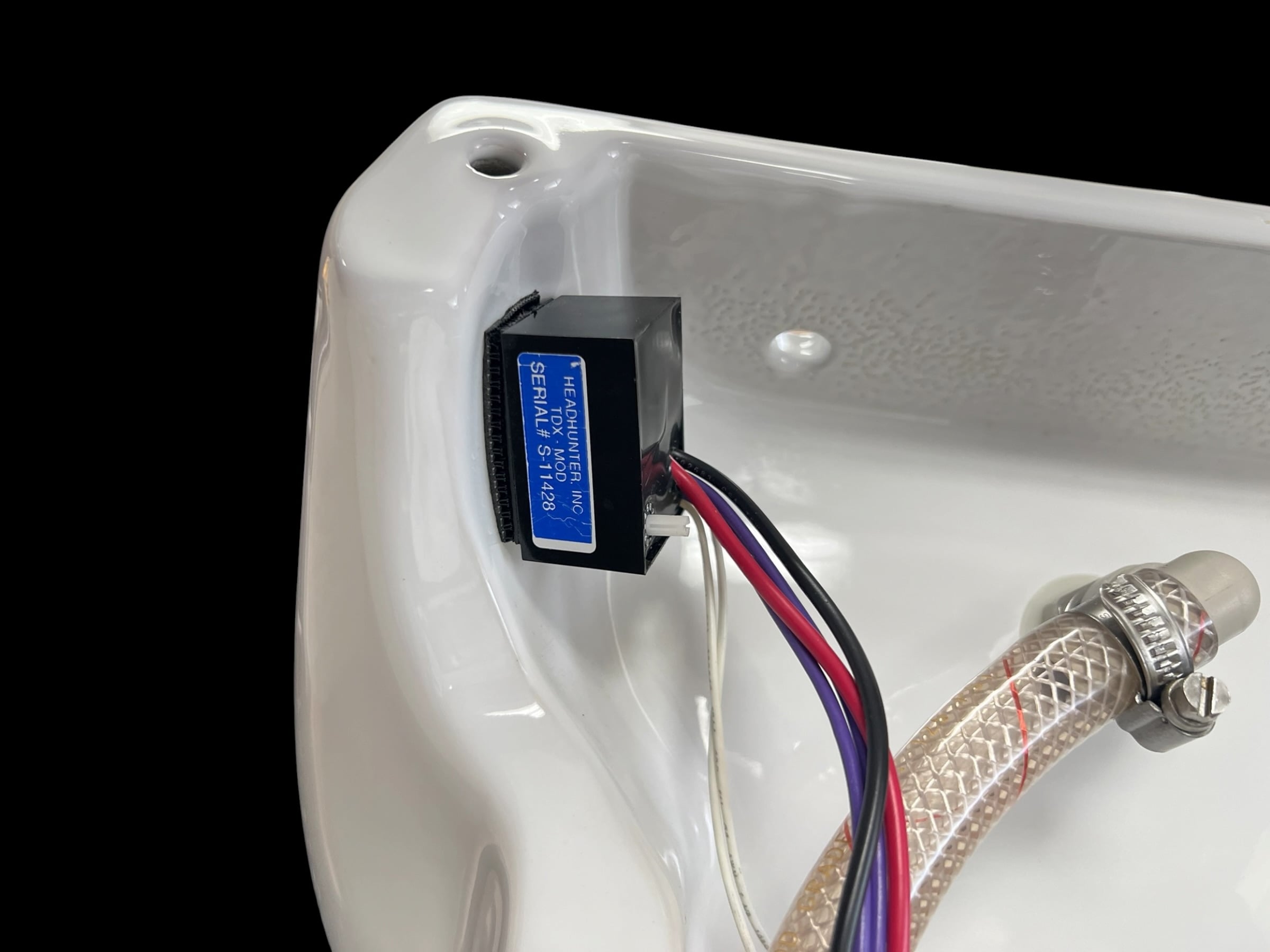 headhunter-royal-flush-espresso-marine-toilet-w-multitouch-control-system-new-brandon-y-20260522-154827-601557