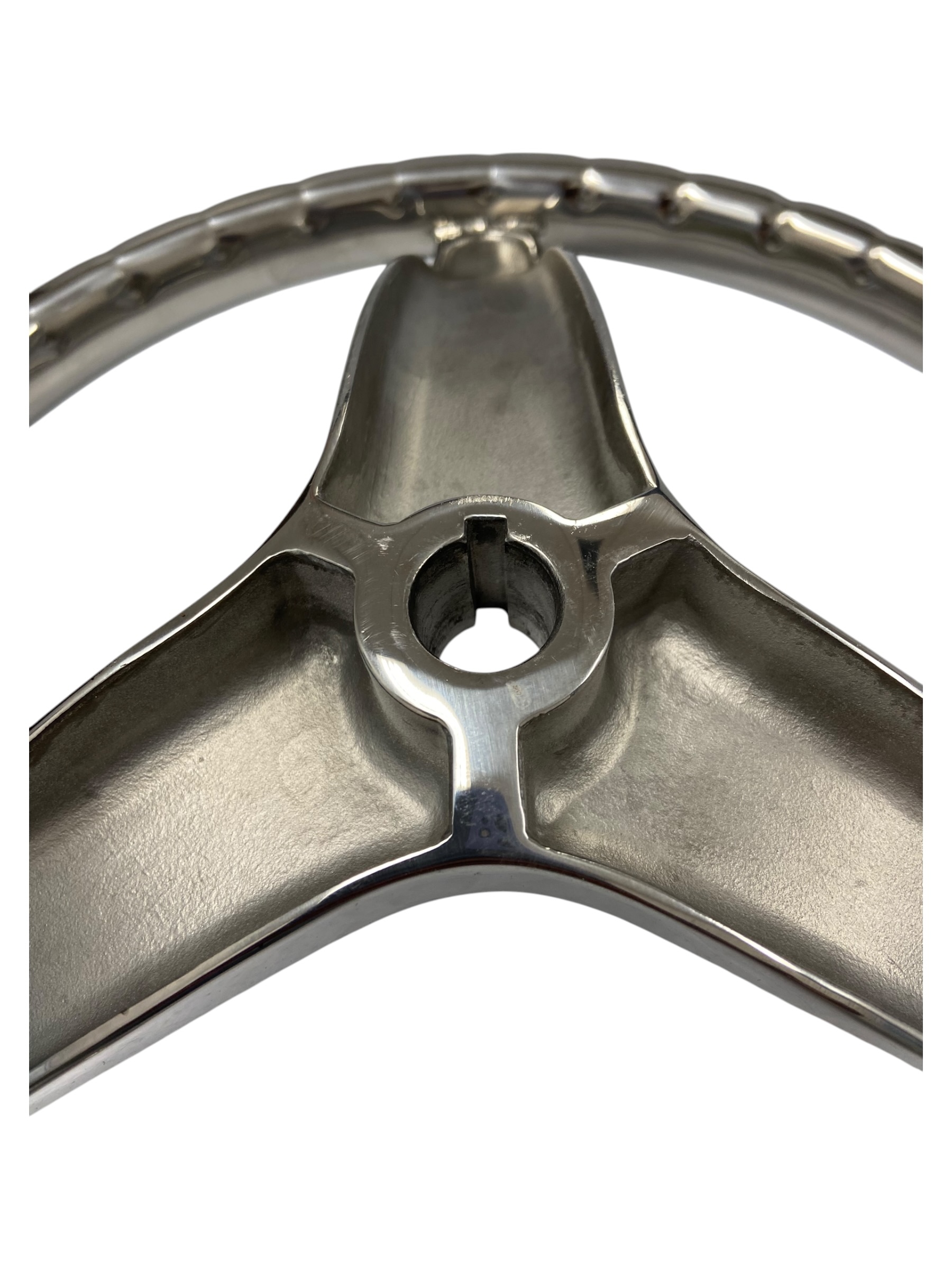 schmitt-marine-7161321fgk-r-marine-steering-wheel-13-1-2-w-knob-no-hardware-rubby-pueyo-20260505-133810-142873